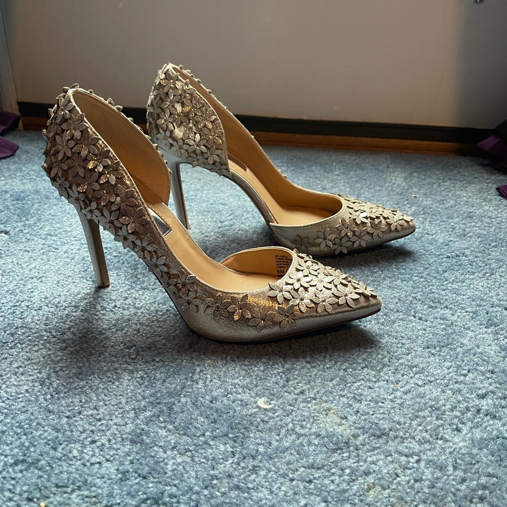 INC Gold Flower Appliqué Heels - Only Worn Once!